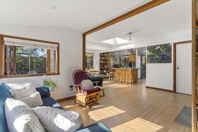 Photo of property in 49 Oceanview Road, Mount Maunganui, 3116