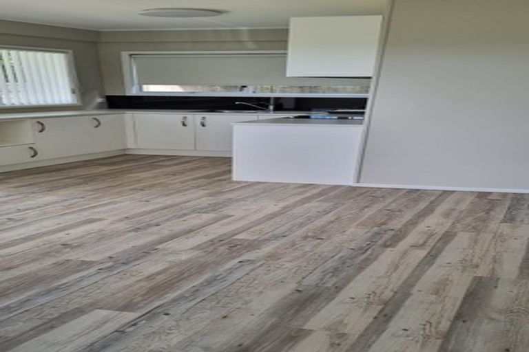 Photo of property in 88 Marellen Drive, Red Beach, 0932