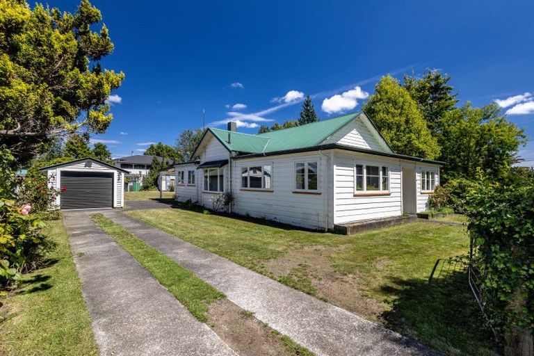 Photo of property in 44 Queen Street, Raetihi, 4632