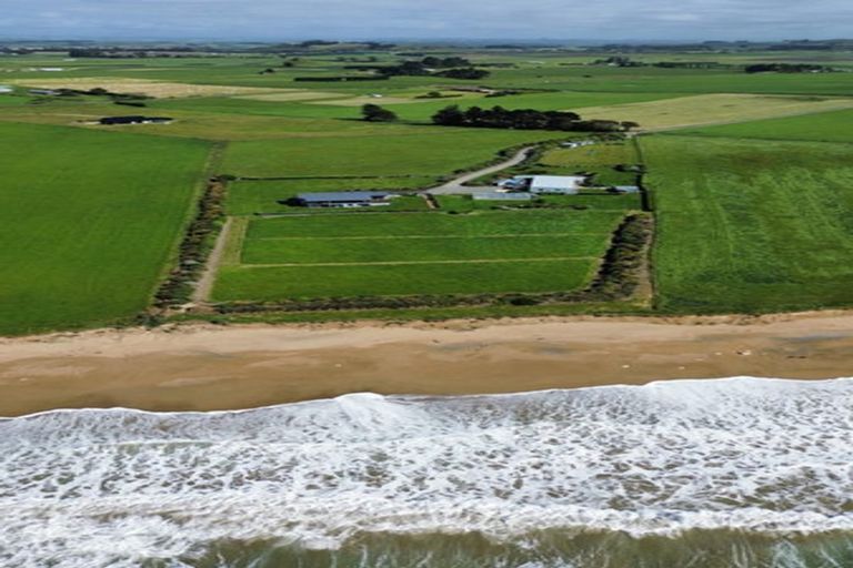 Photo of property in 1/67 Gardiners Road, Awamoa, Oamaru, 9495