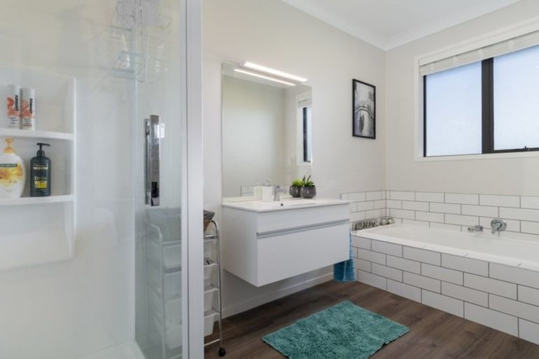 Photo of property in 95 Lynley Park Drive, Omokoroa, 3114