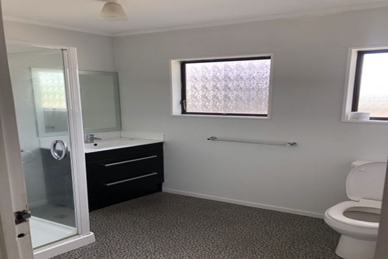 Photo of property in 1/86 Astley Avenue, New Lynn, Auckland, 0600