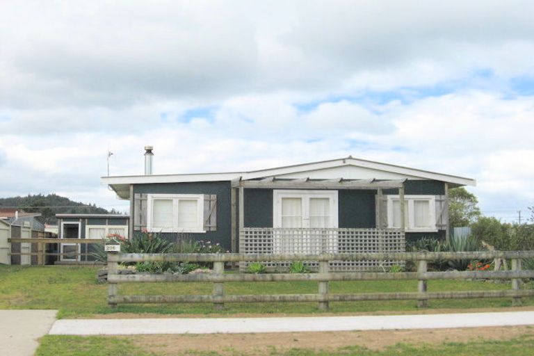 Photo of property in 206b Philomel Road, Whangamata, 3620
