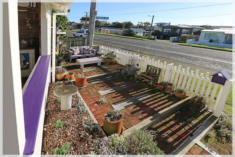 Photo of property in 116 Seabury Avenue, Foxton Beach, Foxton, 4815