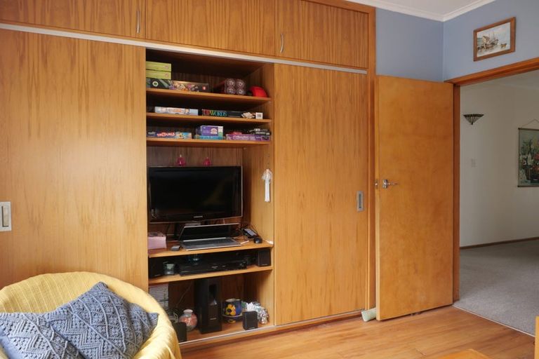 Photo of property in 82 Severn Street, Island Bay, Wellington, 6023