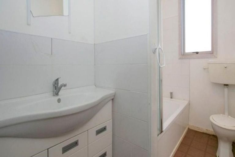 Photo of property in 56 Taupo View Road, Taupo, 3330