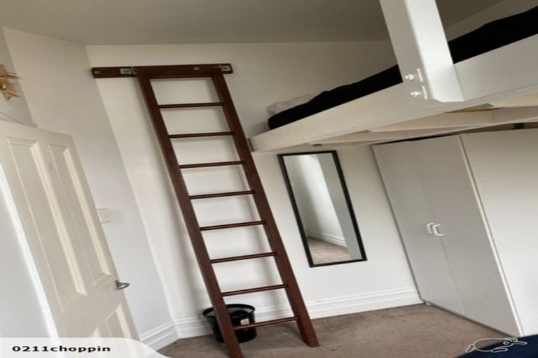 Photo of property in 79 Brougham Street, Mount Victoria, Wellington, 6011