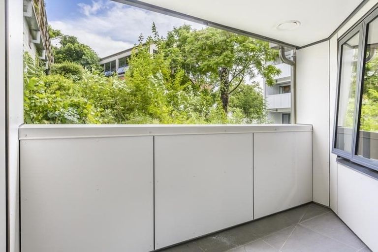 Photo of property in The Mews, 10/8 Basque Road, Eden Terrace, Auckland, 1021