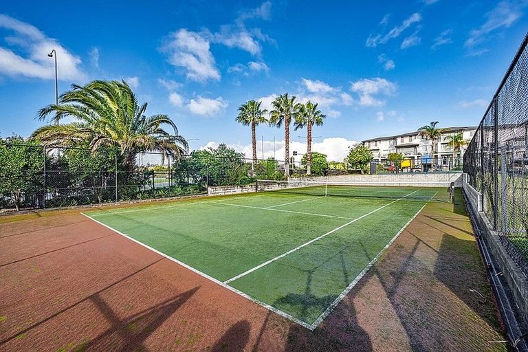 Photo of property in 3/30 Oneroa Road, East Tamaki, Auckland, 2013