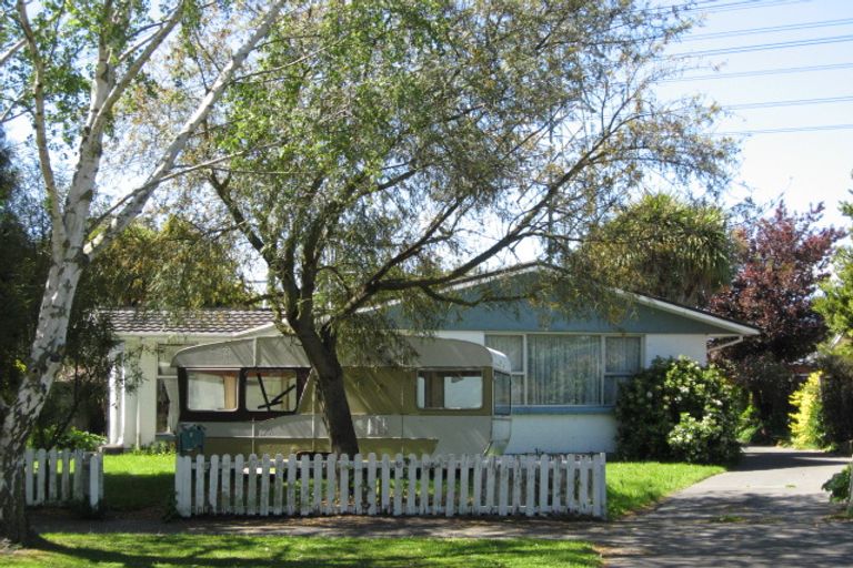 Photo of property in 6 Hartford Street, Burnside, Christchurch, 8053