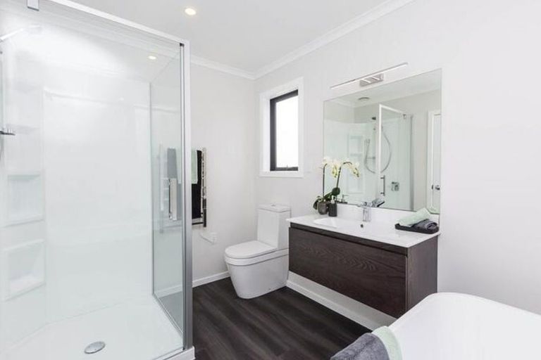 Photo of property in 36 Mawai Hakona Drive, Wallaceville, Upper Hutt, 5018