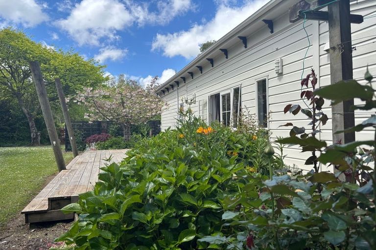 Photo of property in 22 Walkers Road, Longburn, Palmerston North, 4477