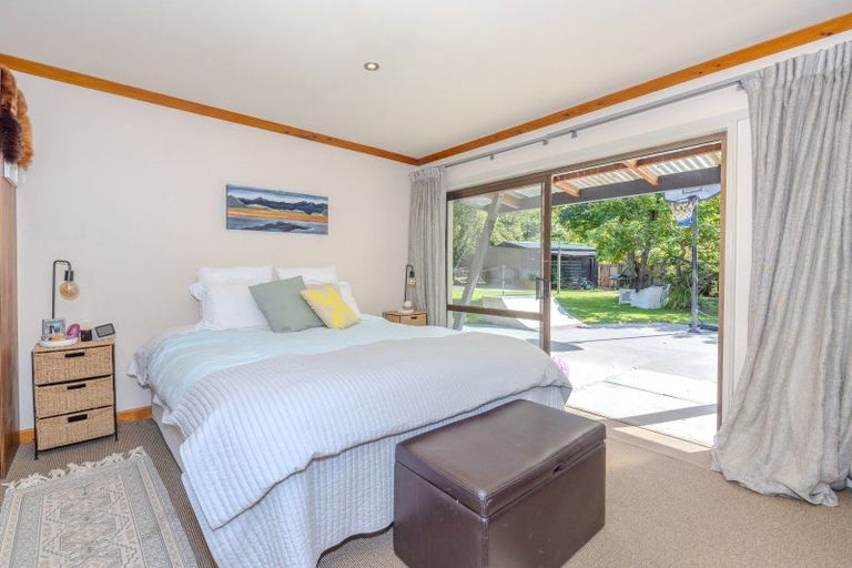 Photo of property in 216 Stone Street, Wanaka, 9305