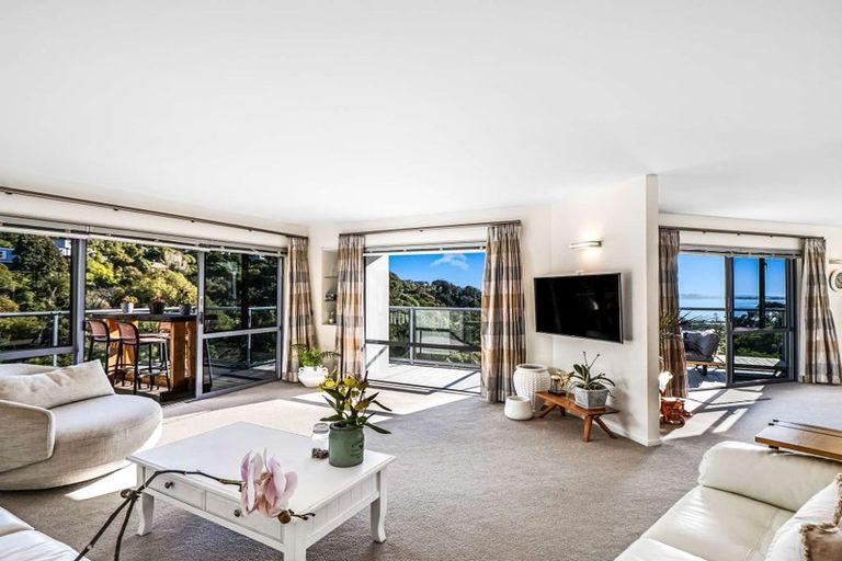 Photo of property in 10 Cadiz Lane, Mount Pleasant, Christchurch, 8081