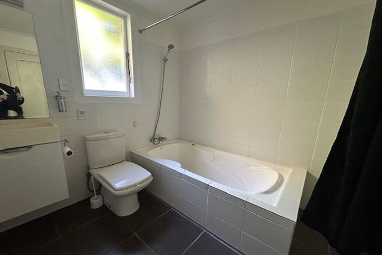 Photo of property in 45 Kitchener Road, Waiuku, 2123