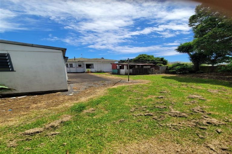 Photo of property in 31 Driver Road, Mangere East, Auckland, 2024