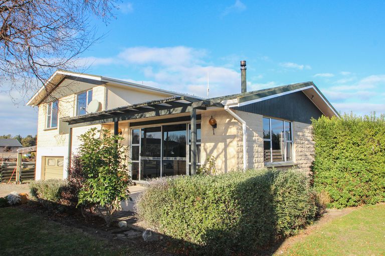 Photo of property in 22 Argyle Street, Weston, Oamaru, 9401