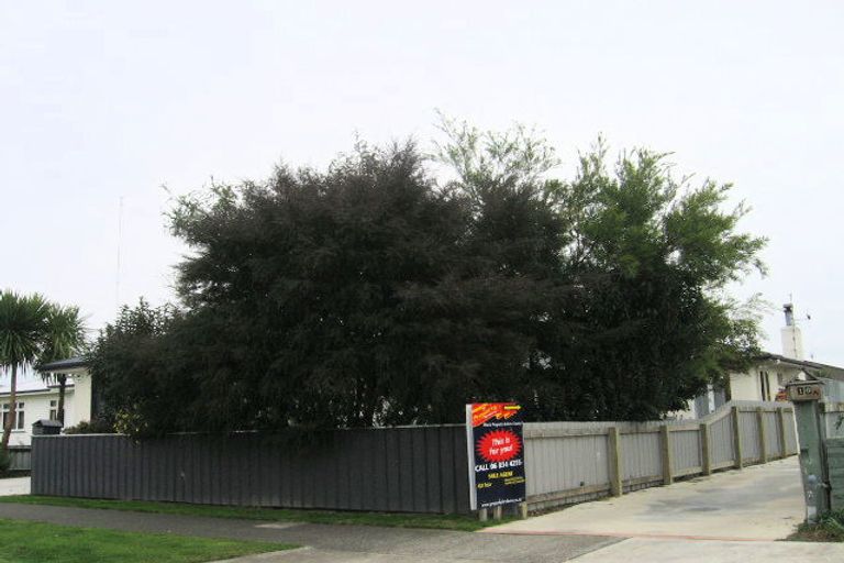 Photo of property in 16 Hinton Road, Taradale, Napier, 4112