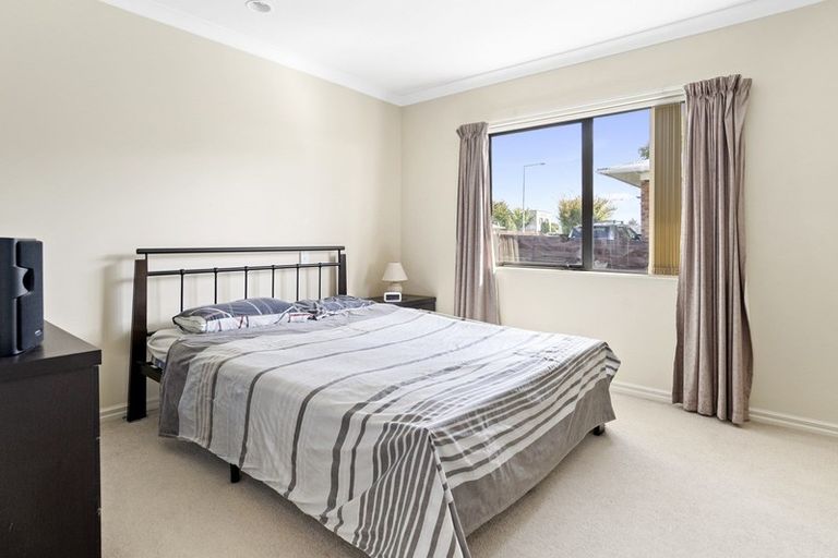 Photo of property in 2 Verona Way, Judea, Tauranga, 3110