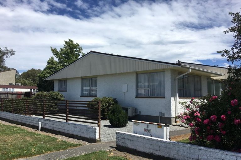 Photo of property in 1/7 Brake Street, Upper Riccarton, Christchurch, 8041