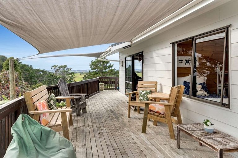 Photo of property in 140a Cooper Road, Pollok, Waiuku, 2684