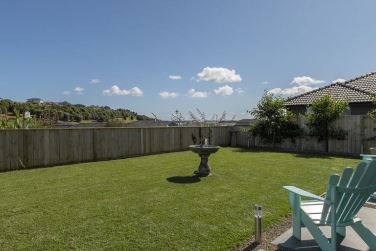 Photo of property in 3 Vantage Place, Omokoroa, 3114