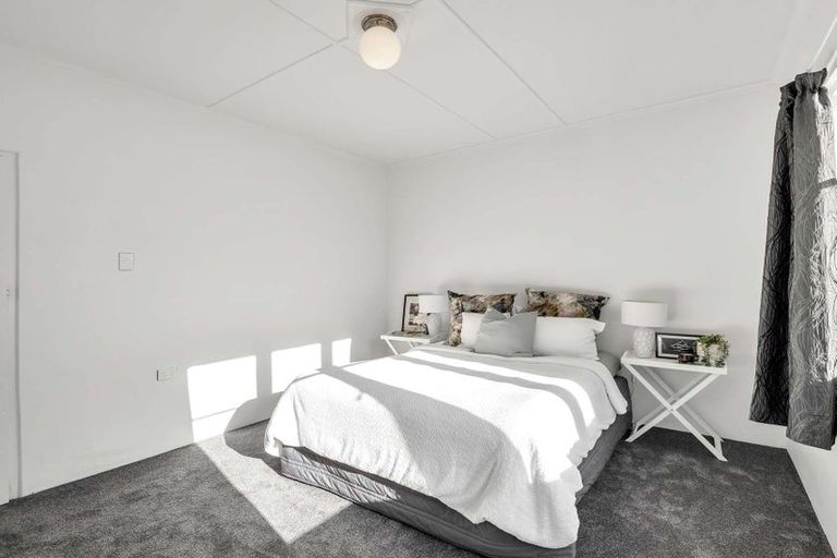 Photo of property in 33 Burns Street, Tawhero, Whanganui, 4501