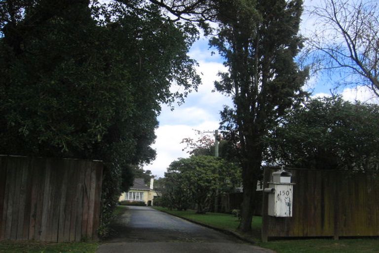 Photo of property in 150 Riverside Drive, Waiwhetu, Lower Hutt, 5010