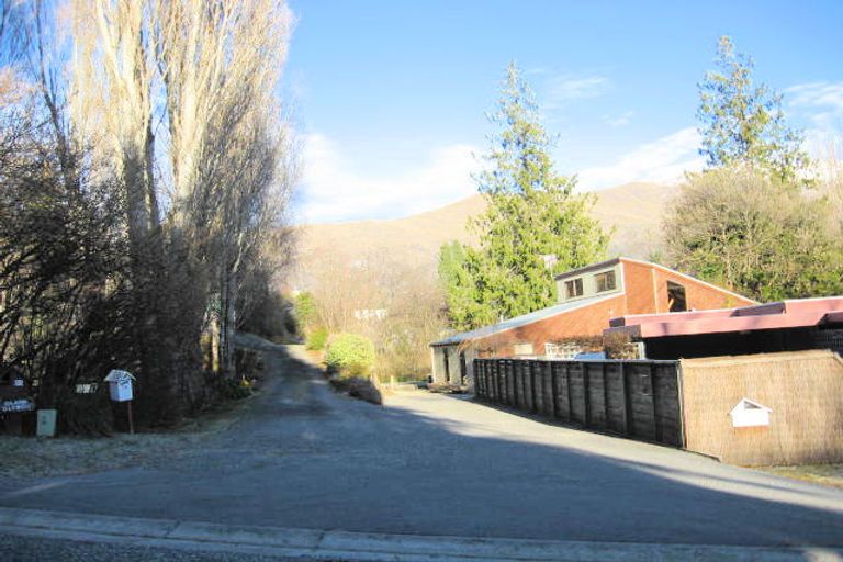 Photo of property in 83 Youghal Street, Wanaka, 9305