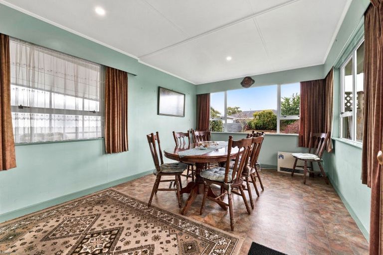 Photo of property in 6 Regan Street, Stratford, 4332