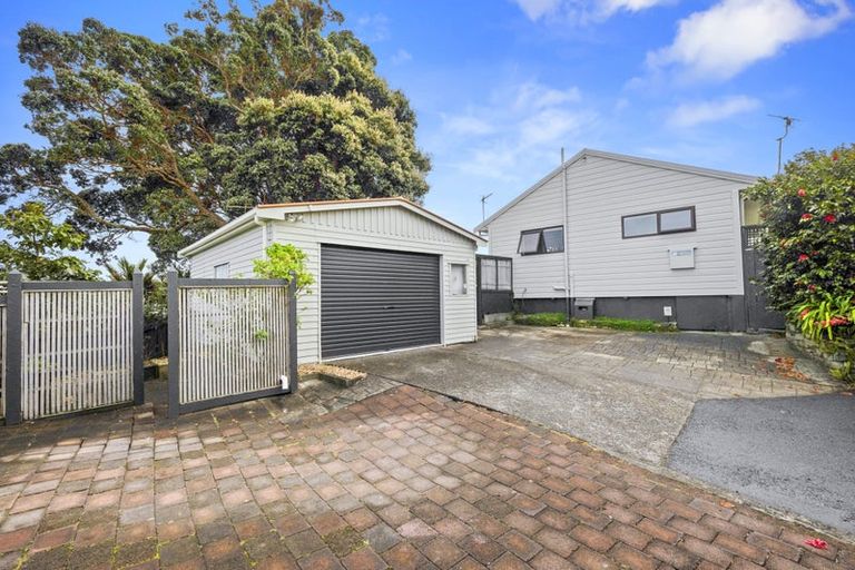 Photo of property in 114b South Road, Spotswood, New Plymouth, 4310