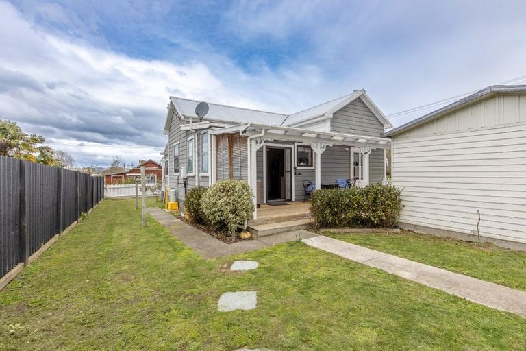 Photo of property in 5 Knorp Street, Otane, 4202