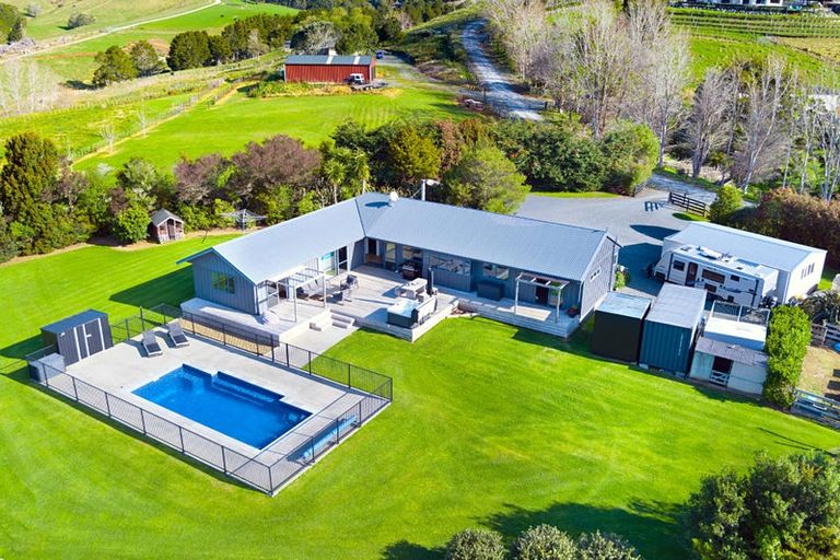 Photo of property in 538 Whangaripo Valley Road, Whangaripo, Wellsford, 0972