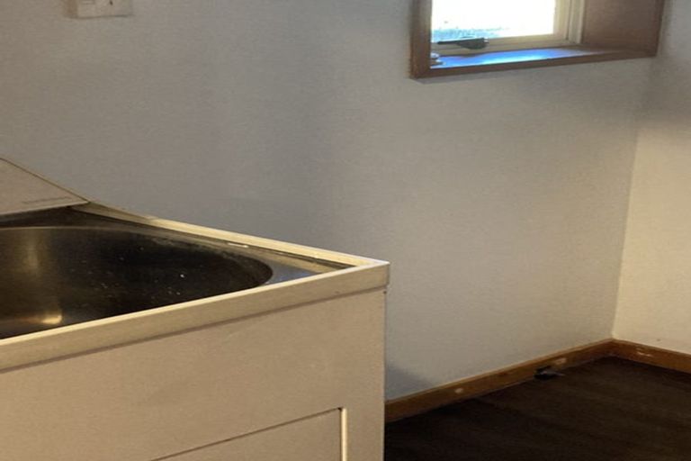 Photo of property in 19 Orlando Crescent, Waimairi Beach, Christchurch, 8083