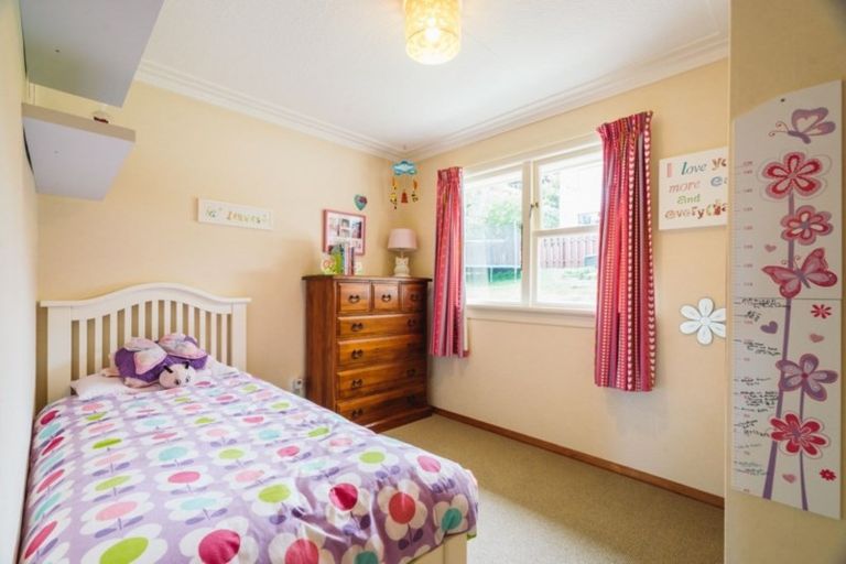 Photo of property in 55 Elwyn Crescent, Green Island, Dunedin, 9018