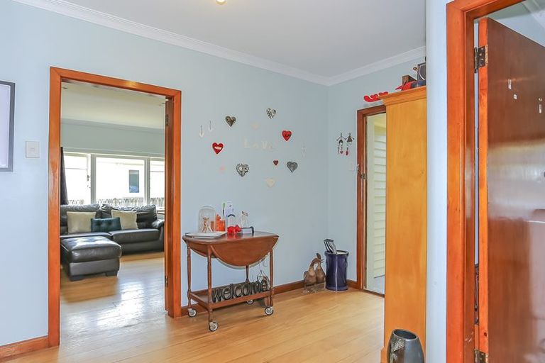 Photo of property in 11 Puriri Avenue, Te Puke, 3119