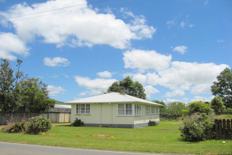 Photo of property in 3 Fitzgerald Road, Drury, 2113