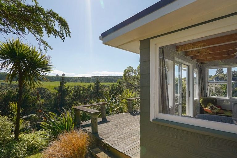 Photo of property in 1 Lindsay Terrace, Motunau, Waipara, 7387