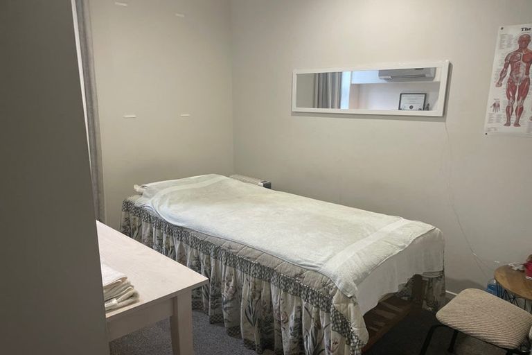 Photo of property in 1/473 Barbadoes Street, Edgeware, Christchurch, 8013