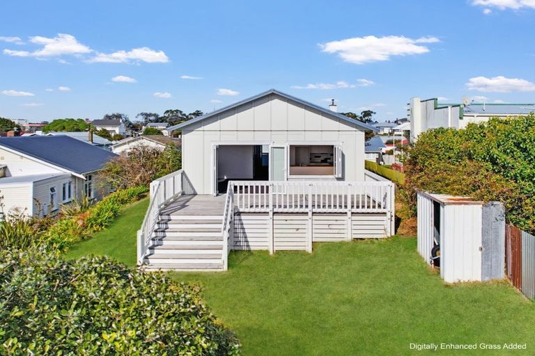 Photo of property in 14 May Street, Gonville, Whanganui, 4501