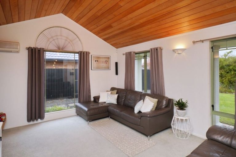 Photo of property in 13 Welsford Street, Woodend, 7610