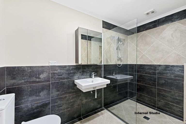 Photo of property in 15 Frame Crescent, Rolleston, 7614