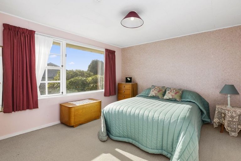 Photo of property in 99a Easther Crescent, Kew, Dunedin, 9012