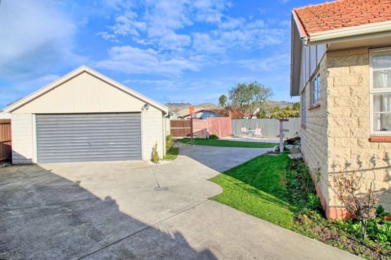 Photo of property in 62 Hargood Street, Woolston, Christchurch, 8062