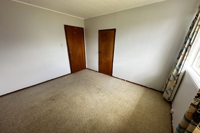 Photo of property in 6 Classic Grove, Bayview, Auckland, 0629