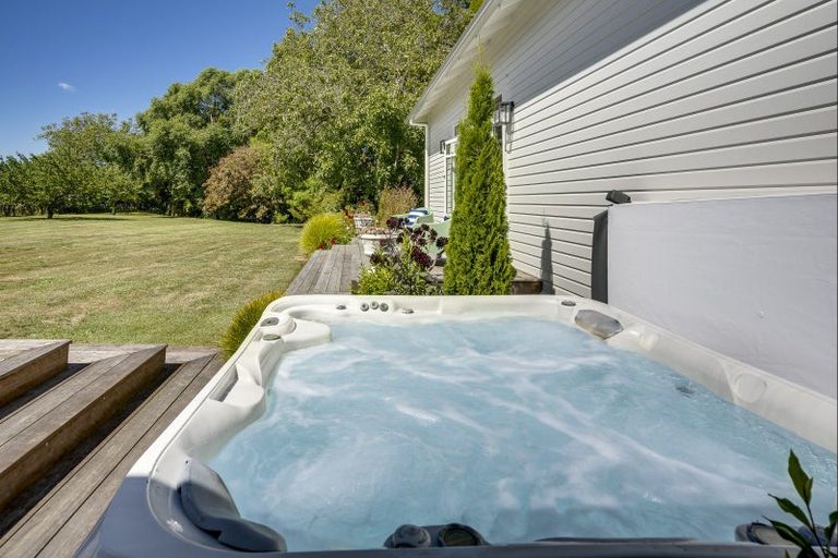 Photo of property in 19 Tuki Tuki Road, Haumoana, Hastings, 4180