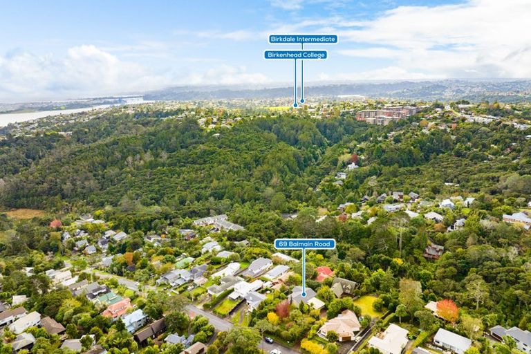 Photo of property in 69 Balmain Road, Birkenhead, Auckland, 0626