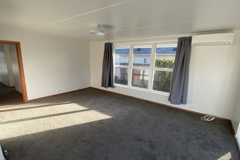 Photo of property in 25 Yeats Crescent, Fairfield, Hamilton, 3214