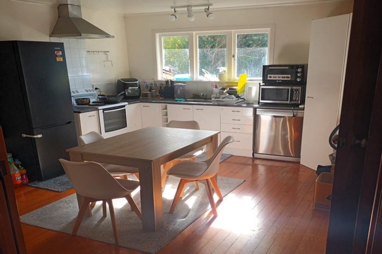 Photo of property in 54 Chippendale Crescent, Birkdale, Auckland, 0626