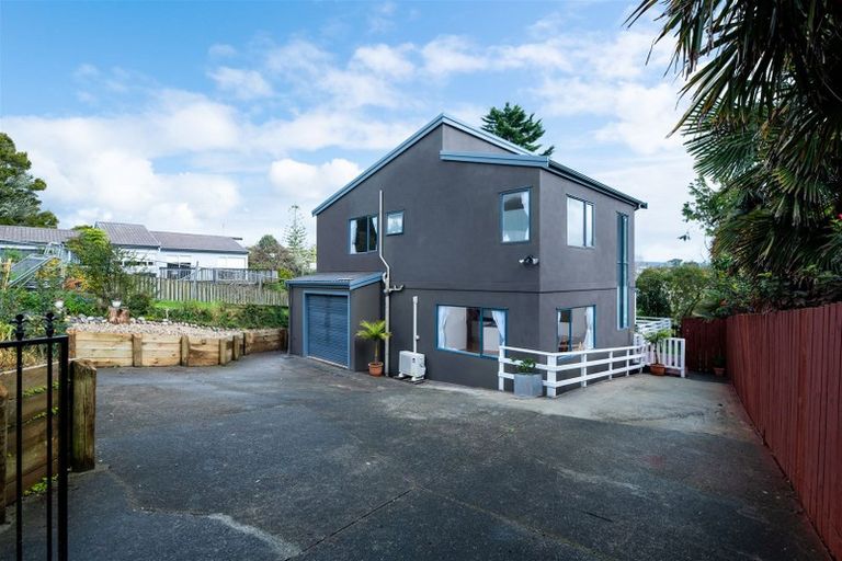 Photo of property in 111a Rosier Road, Glen Eden, Auckland, 0602